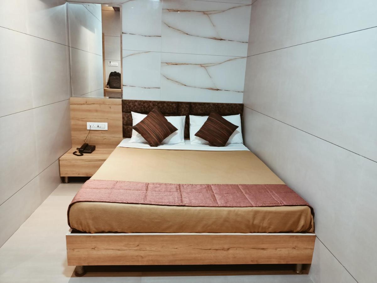Hotel Prasad Nx Βομβάη Εξωτερικό φωτογραφία