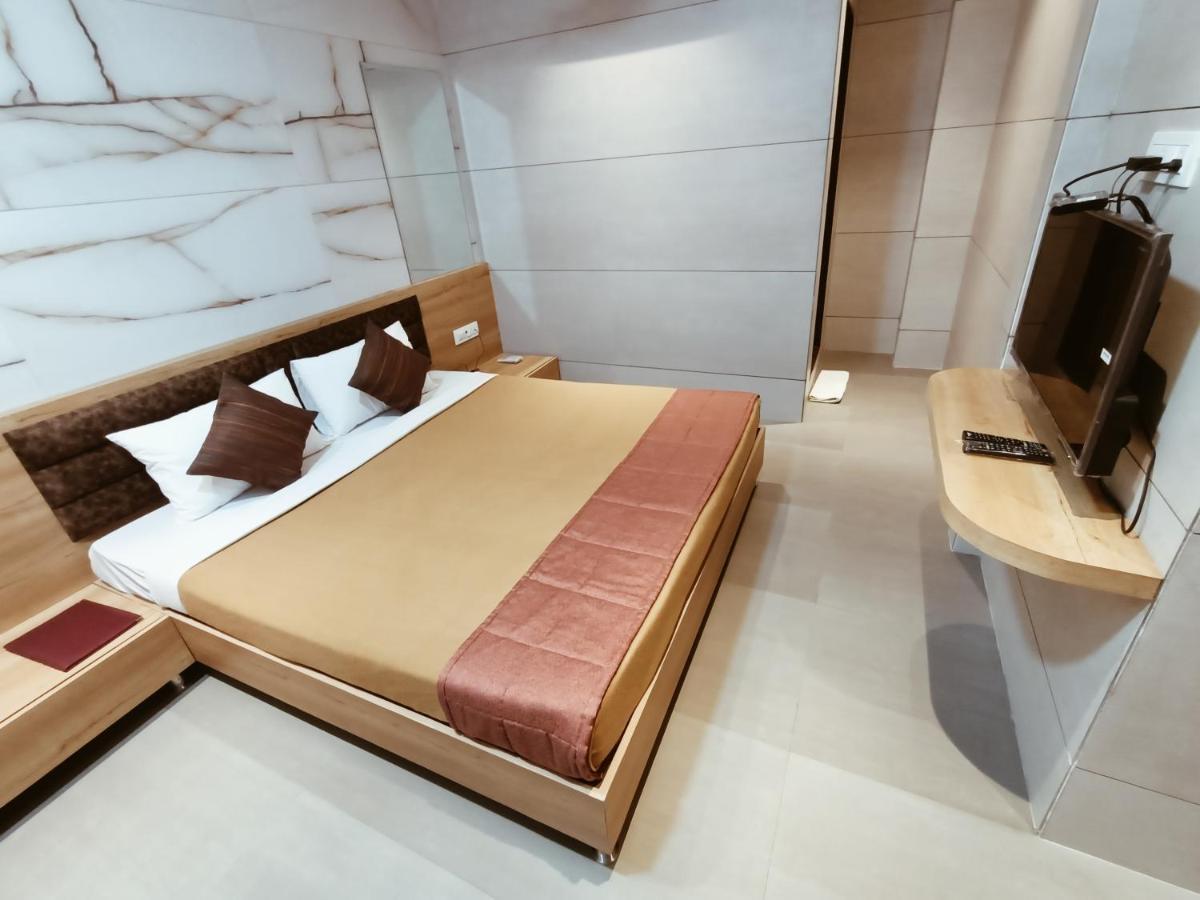 Hotel Prasad Nx Βομβάη Εξωτερικό φωτογραφία