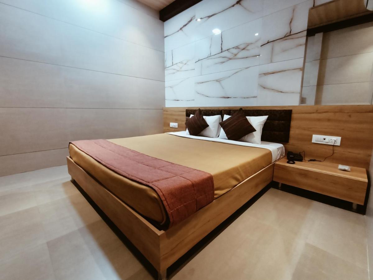 Hotel Prasad Nx Βομβάη Εξωτερικό φωτογραφία